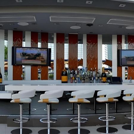 Luxury Suites International By Vdara Las Vegas Exterior photo