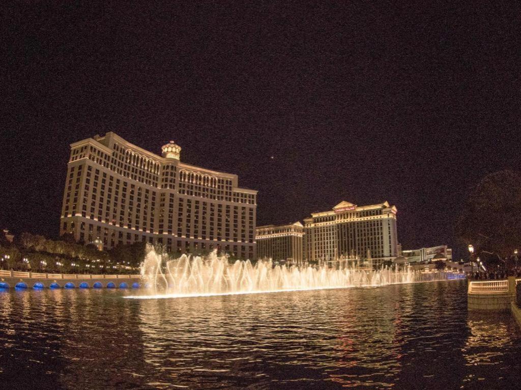 Luxury Suites International By Vdara Las Vegas Exterior photo