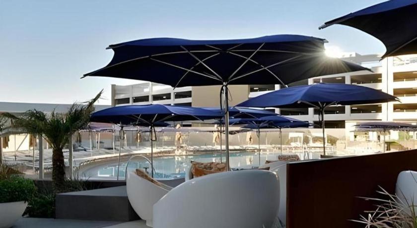 Luxury Suites International By Vdara Las Vegas Exterior photo